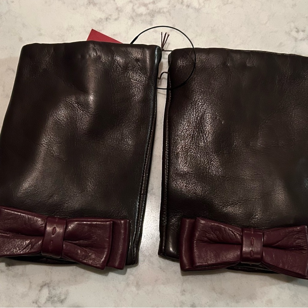 Italian Brown Leather Driving Gloves with Bow Accent